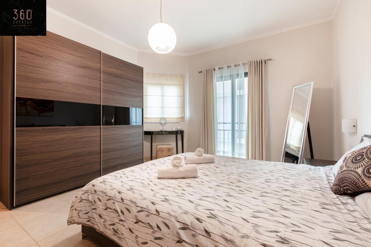 Apartamento Pender Lux Complex - 3Br Unit With Private Parking By 360 Estates San Julián Exterior foto