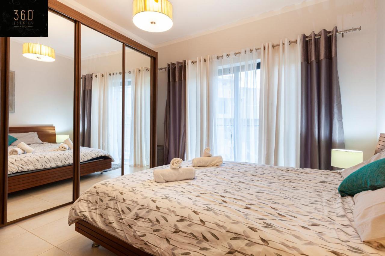 Apartamento Pender Lux Complex - 3Br Unit With Private Parking By 360 Estates San Julián Exterior foto