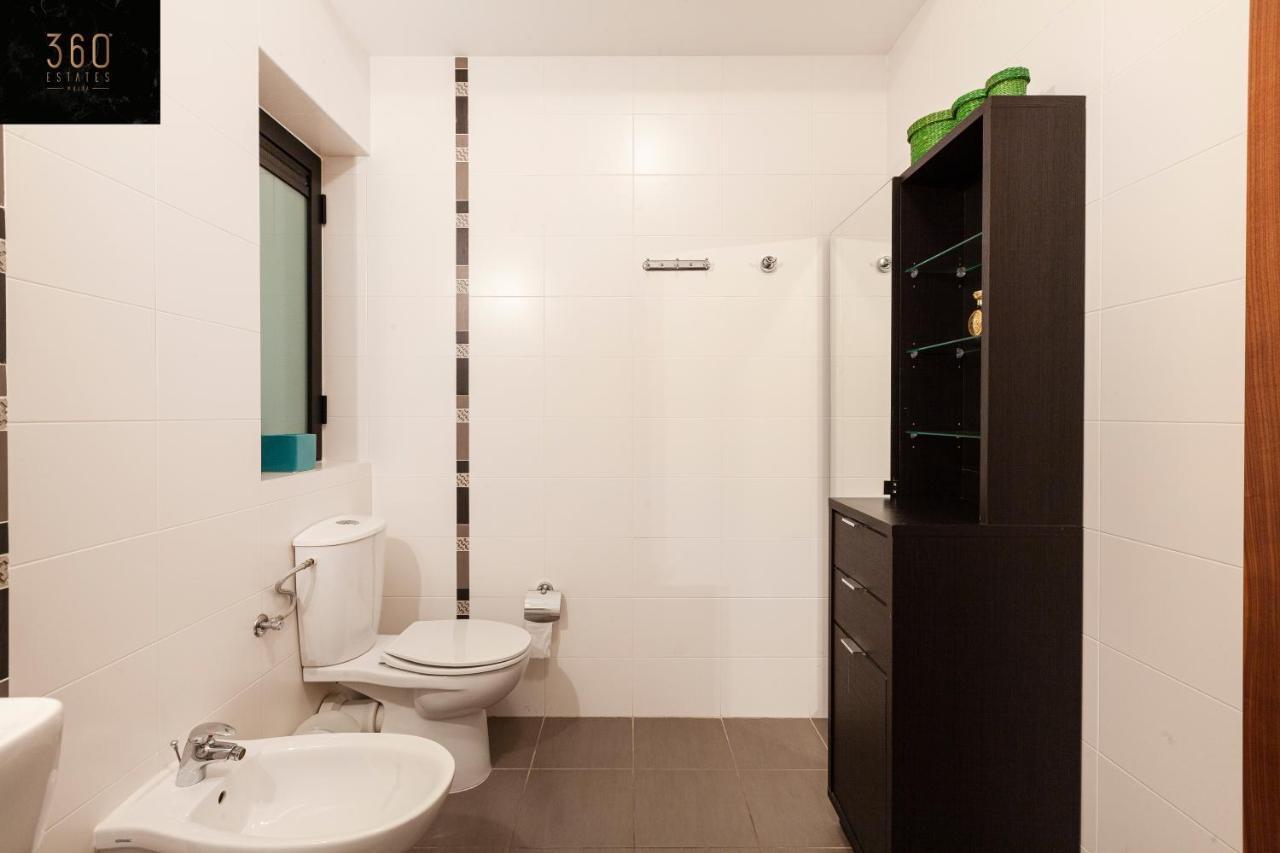 Apartamento Pender Lux Complex - 3Br Unit With Private Parking By 360 Estates San Julián Exterior foto